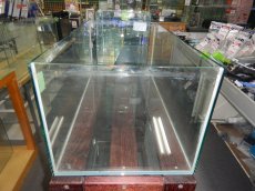 画像2: 【リユース品】【水槽】W90D45H36cmガラス水槽 管理記号　ほ店頭受け渡し限定 (2)